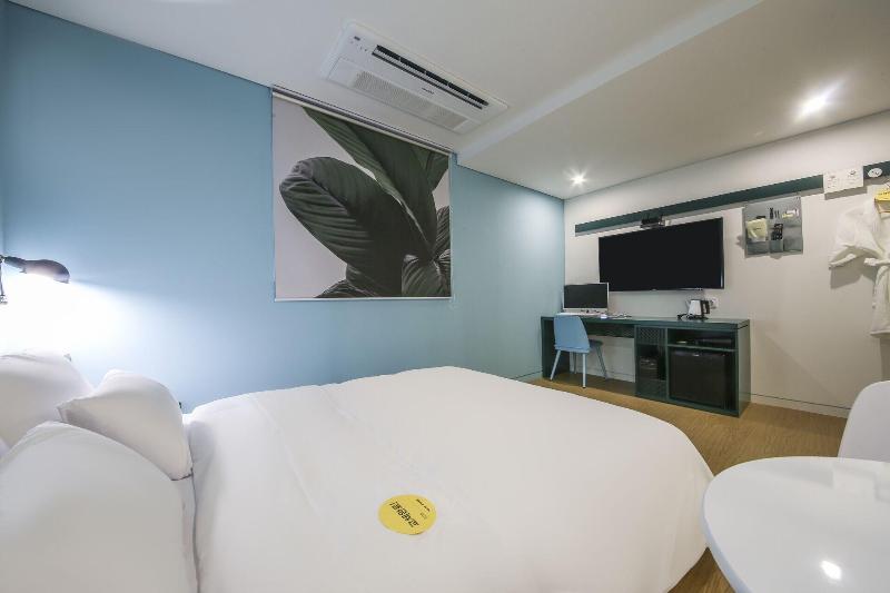 Hotel raza b image