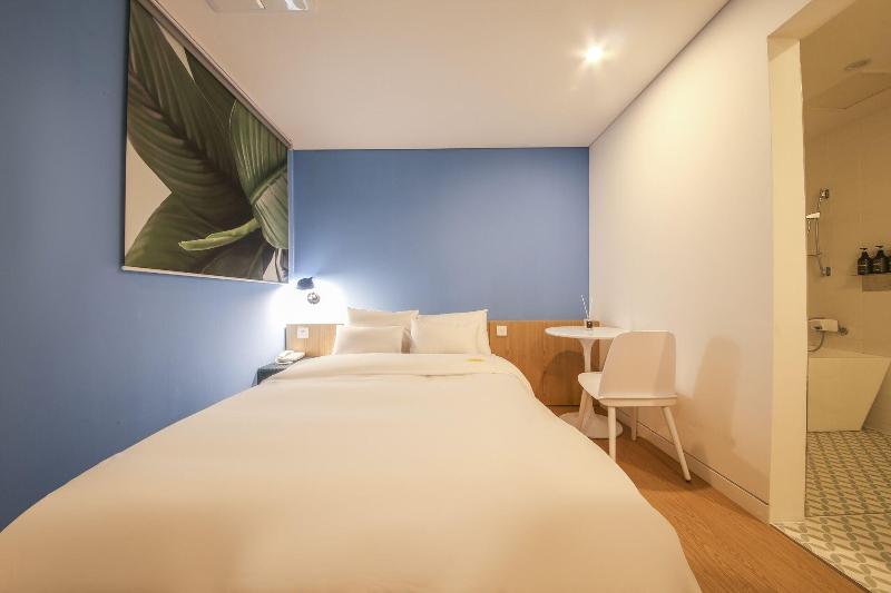 Hotel raza b image