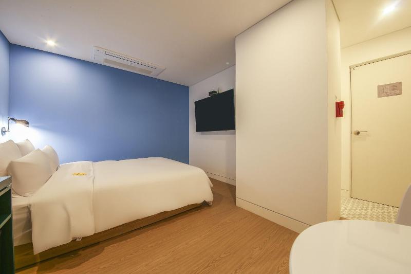 Hotel raza b image