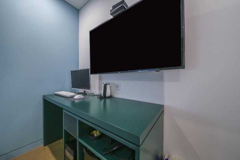 Hotel raza b image