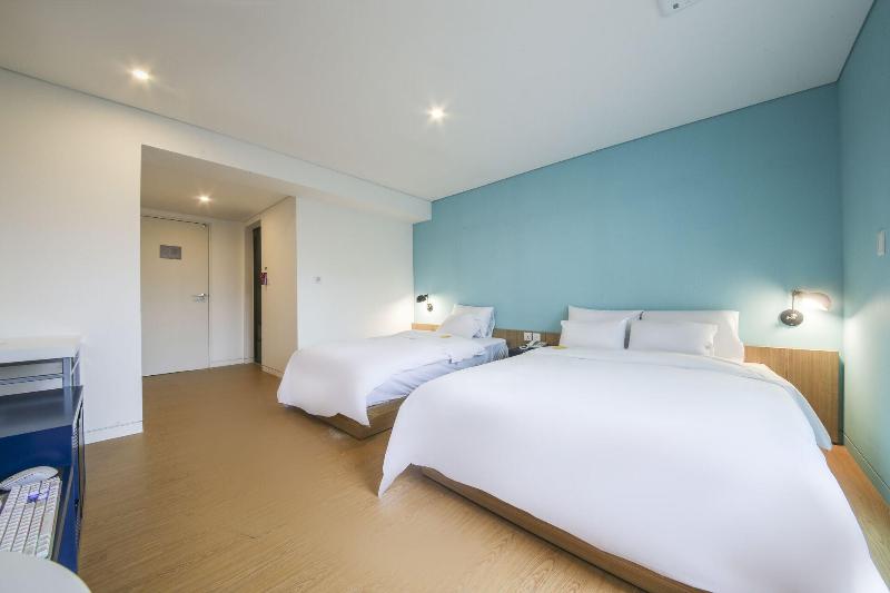Hotel raza b image