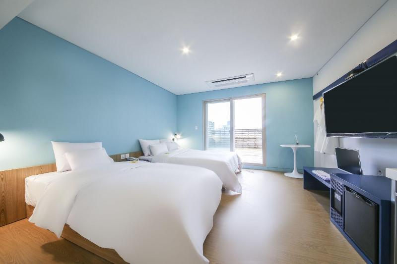 Hotel raza b image