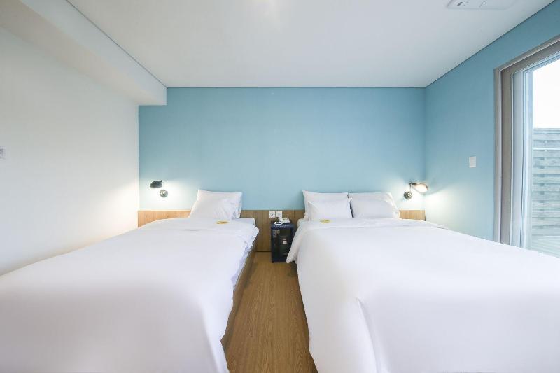 Hotel raza b image