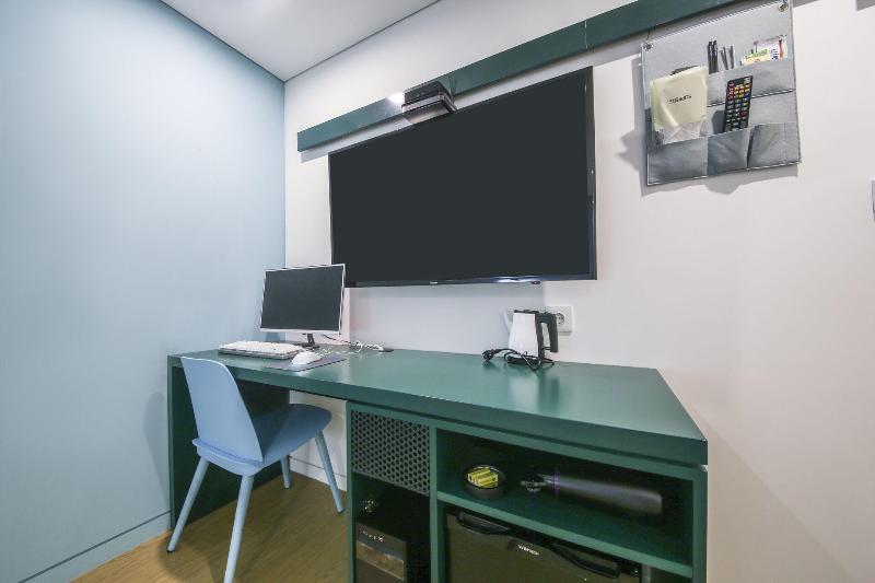 Hotel raza b image