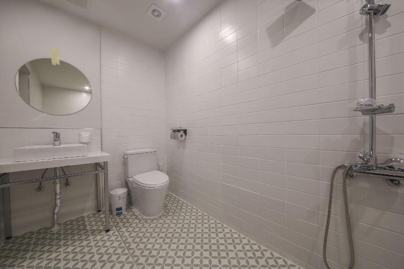 Hotel raza b image