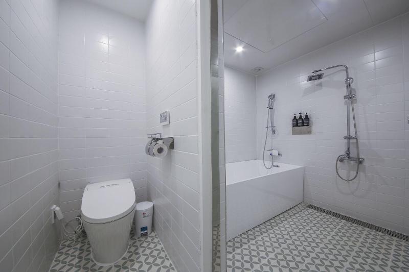 Hotel raza b image