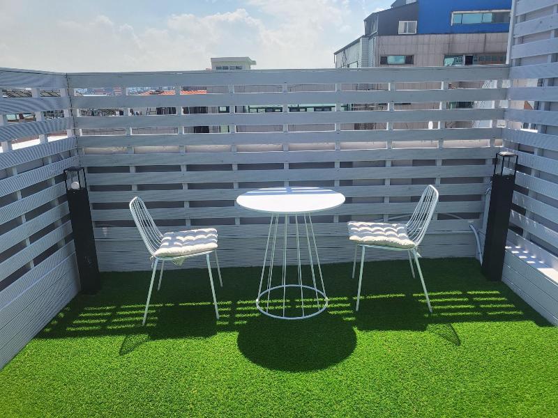 Hotel raza b image