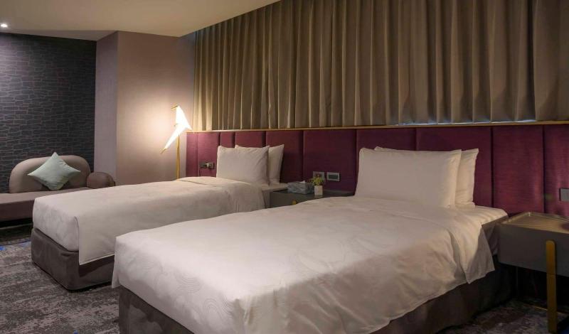 Tenz Go Hotel