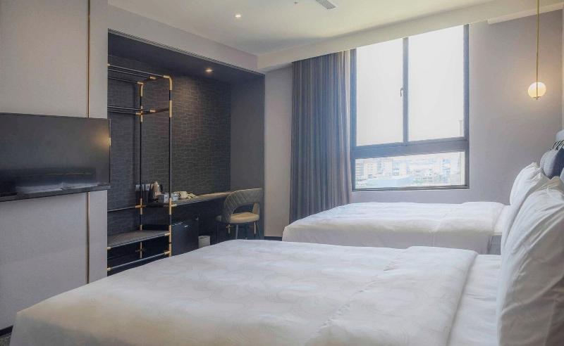 Tenz Go Hotel