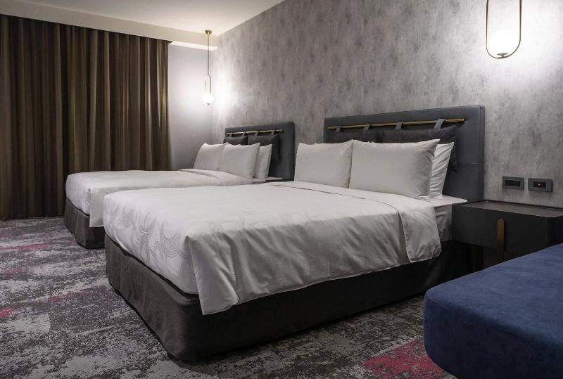 Tenz Go Hotel