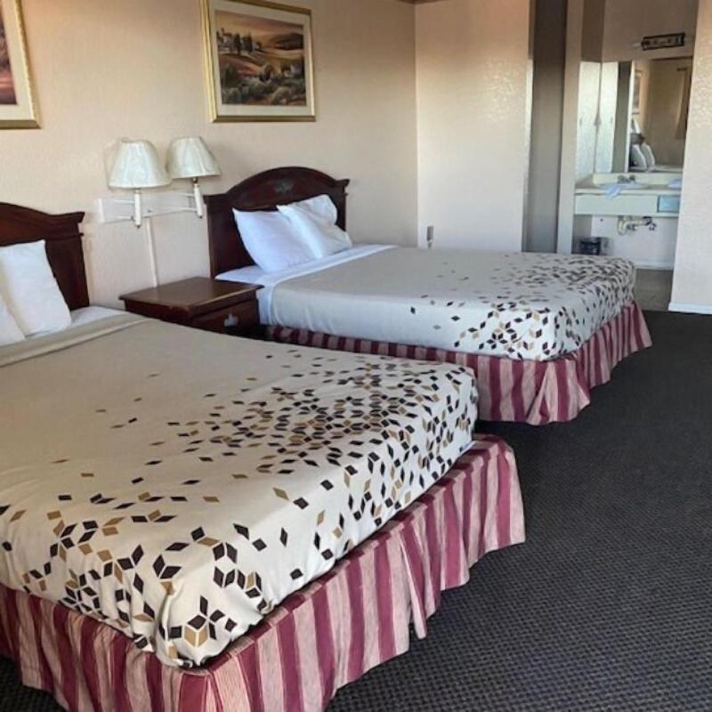 Hallmark Inn and Suites image
