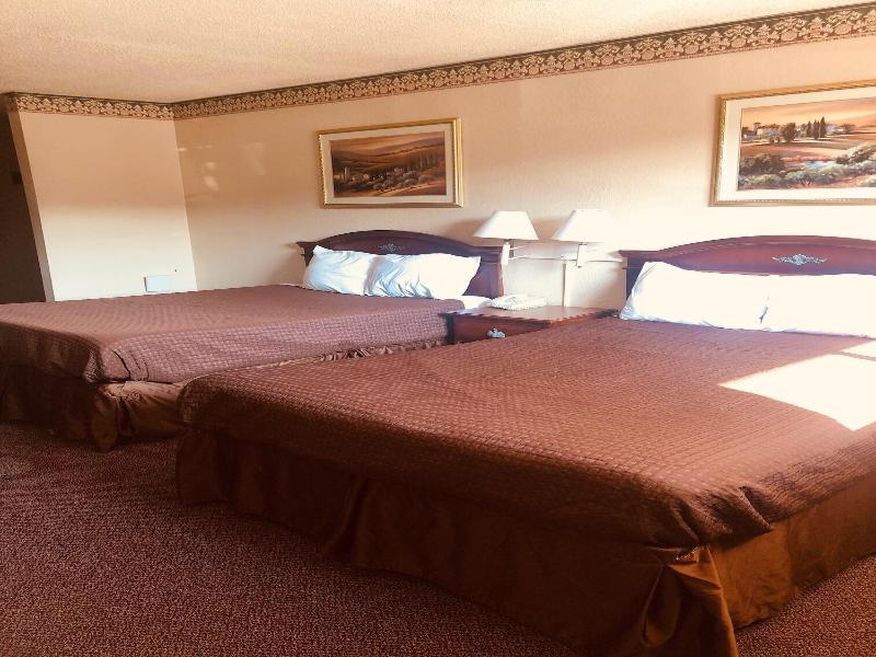 Hallmark Inn and Suites image
