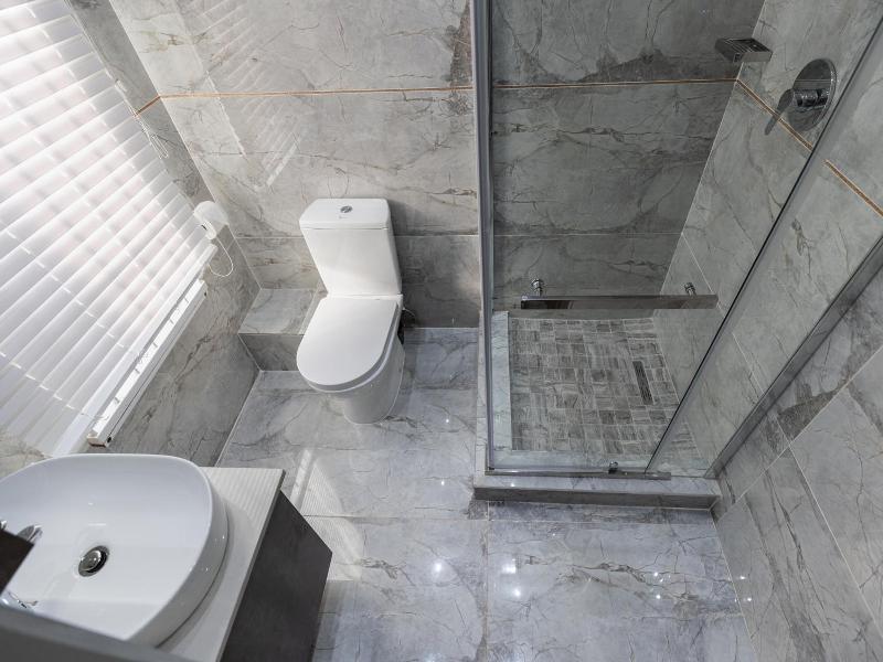 Luxe Suites Boutique Hotel image