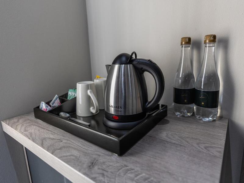 Luxe Suites Boutique Hotel image