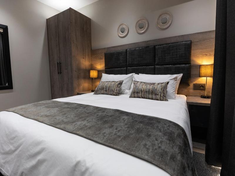 Luxe Suites Boutique Hotel image