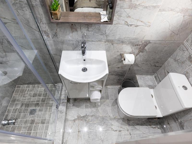 Luxe Suites Boutique Hotel image