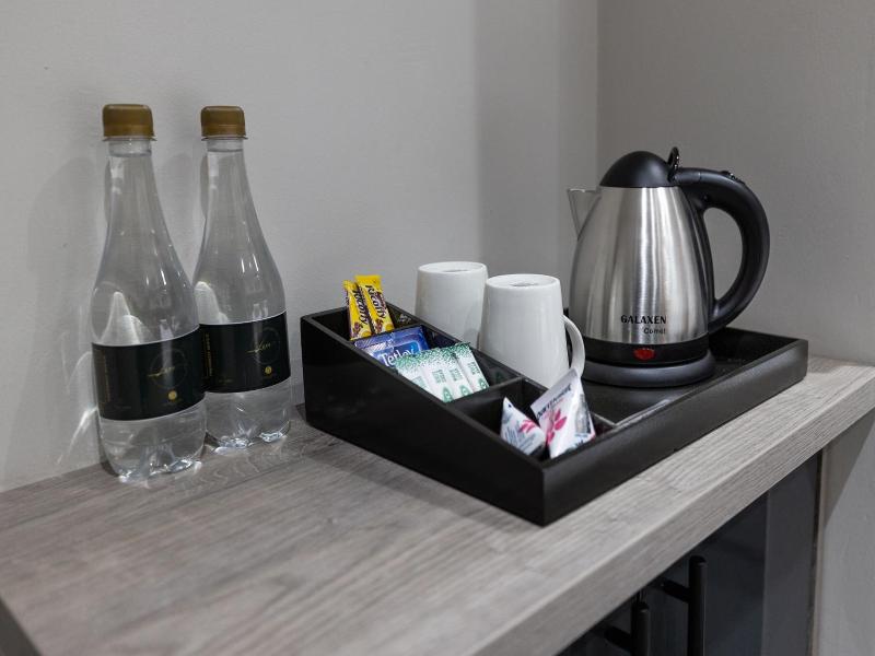 Luxe Suites Boutique Hotel image