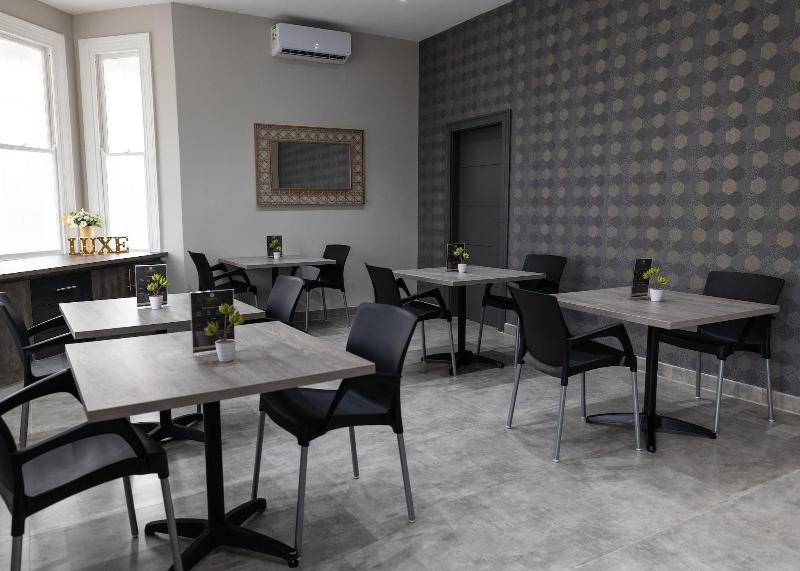 Luxe Suites Boutique Hotel image