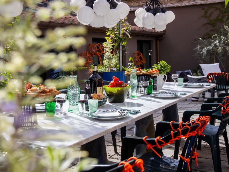 25hours Hotel Piazza San Paolino image