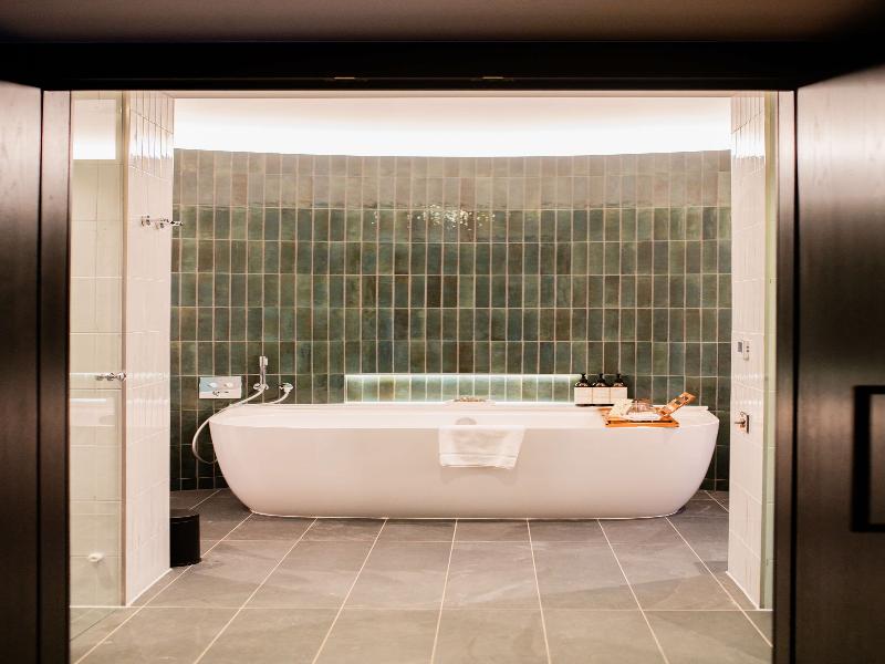Fairmont Windsor Park image