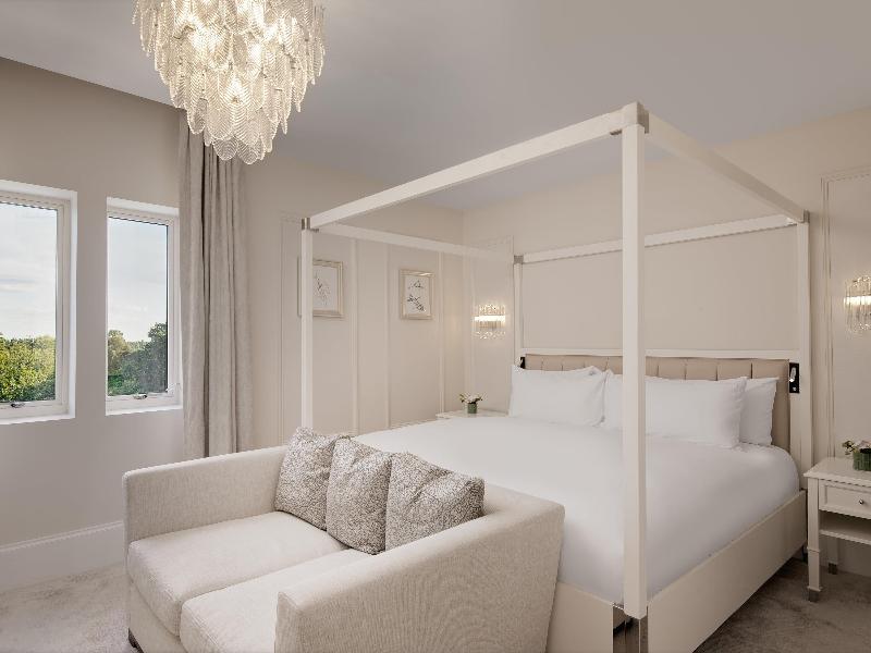 Fairmont Windsor Park image