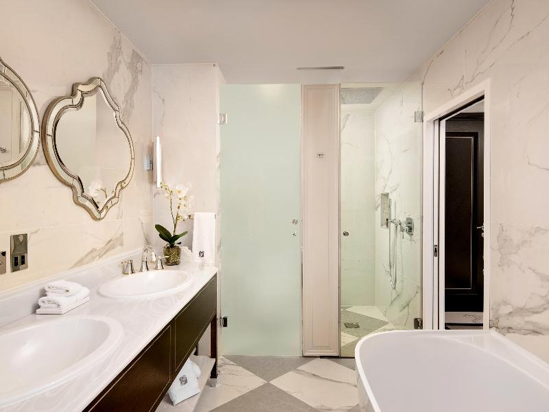 Fairmont Windsor Park image