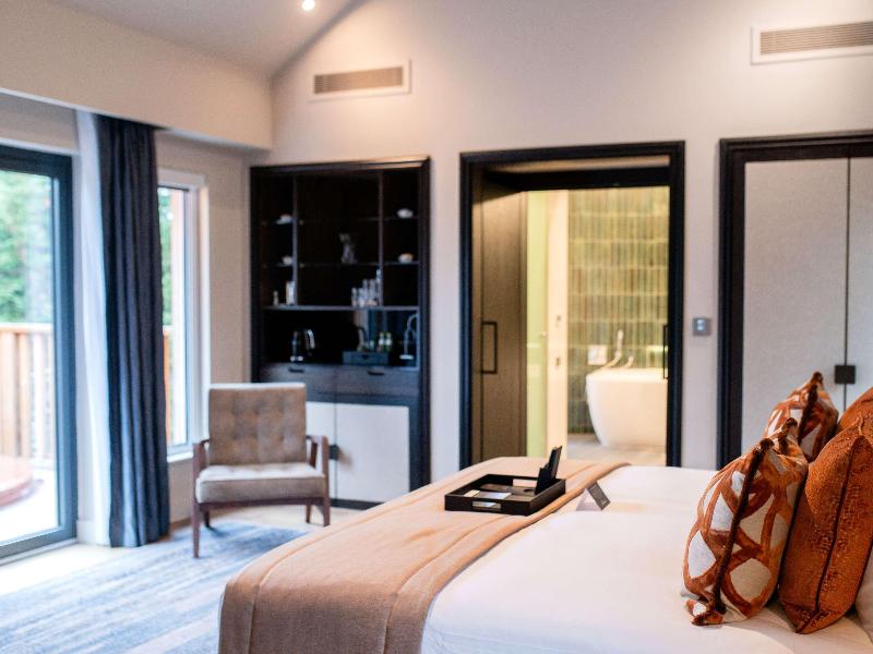 Fairmont Windsor Park image