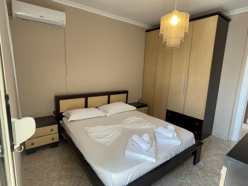 Center Residence image