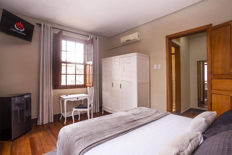 Hotel Gambrinus image