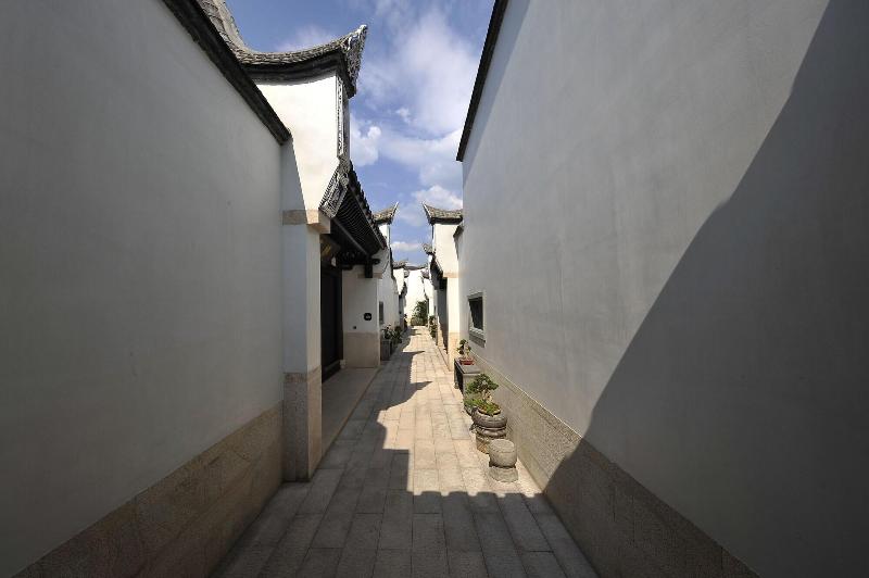 San Po Hotel image