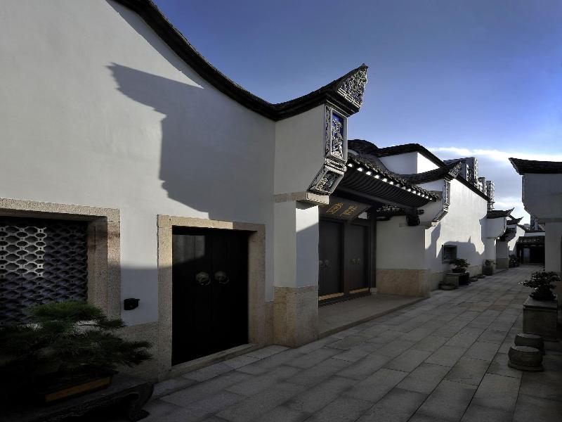 San Po Hotel image