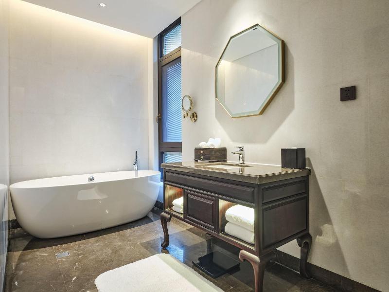 San Po Hotel image