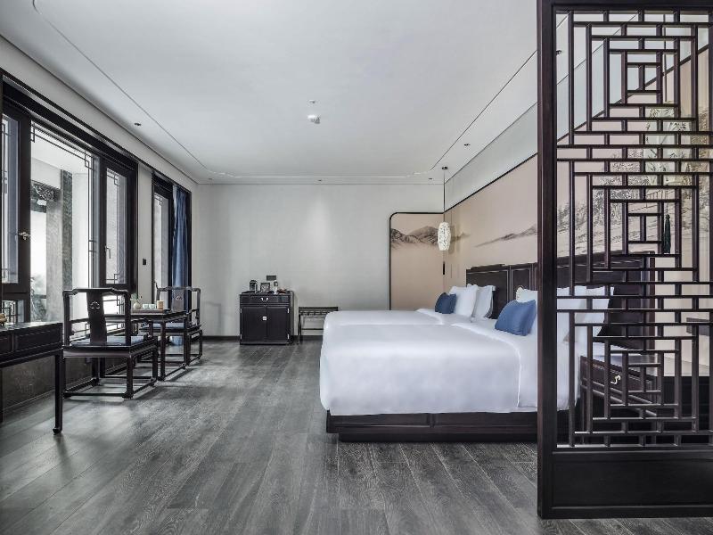 San Po Hotel image