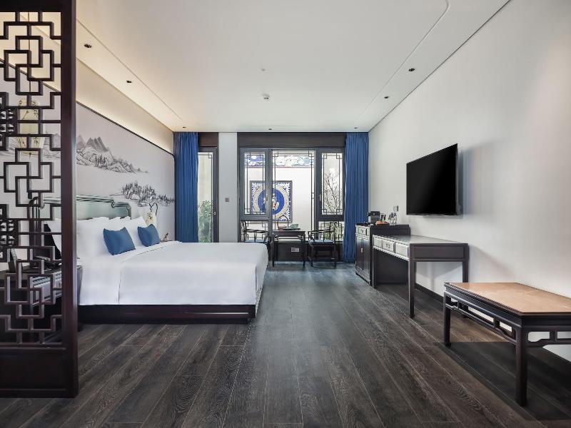San Po Hotel image