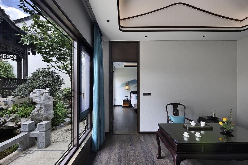 San Po Hotel image
