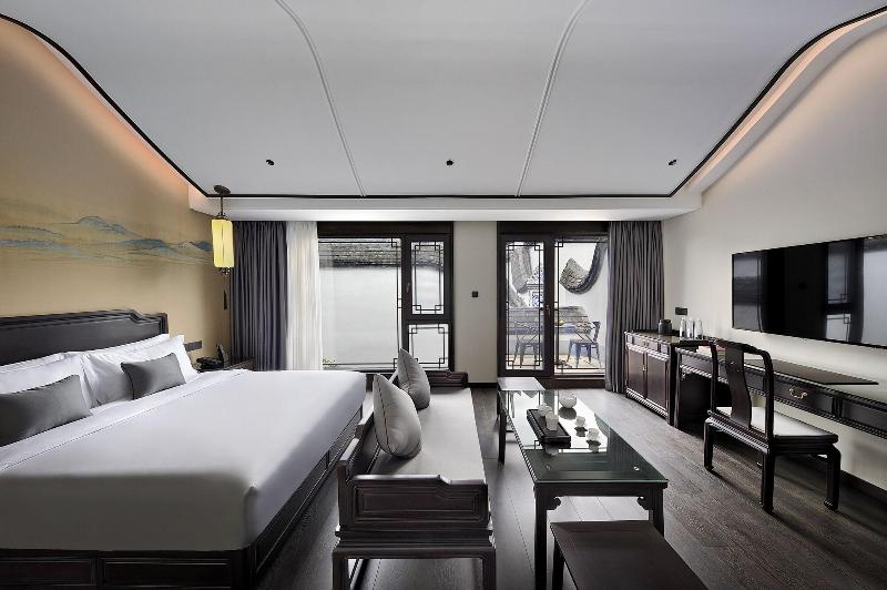 San Po Hotel image