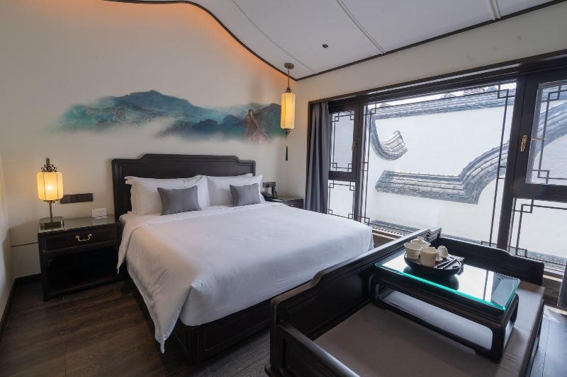 San Po Hotel image