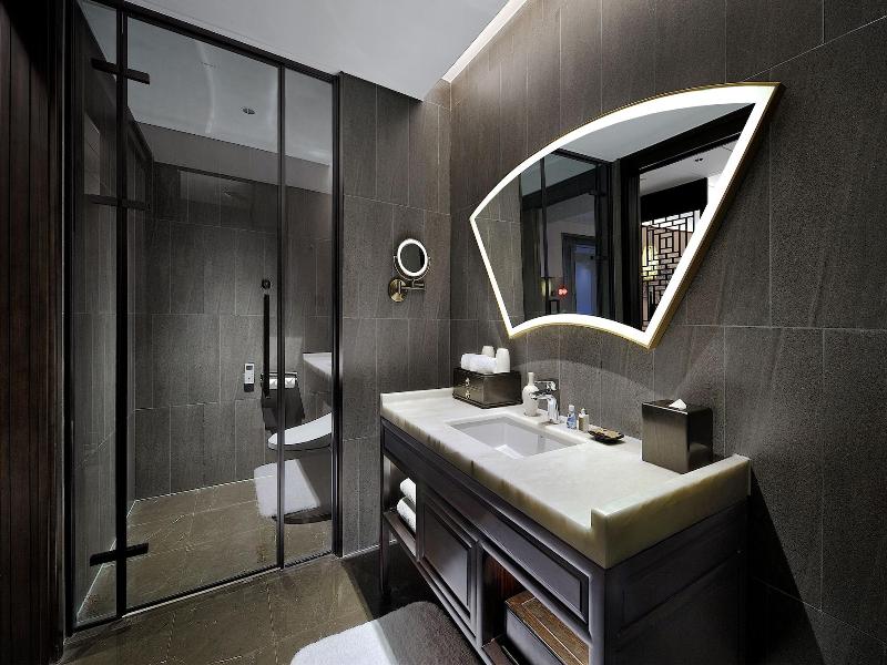 San Po Hotel image