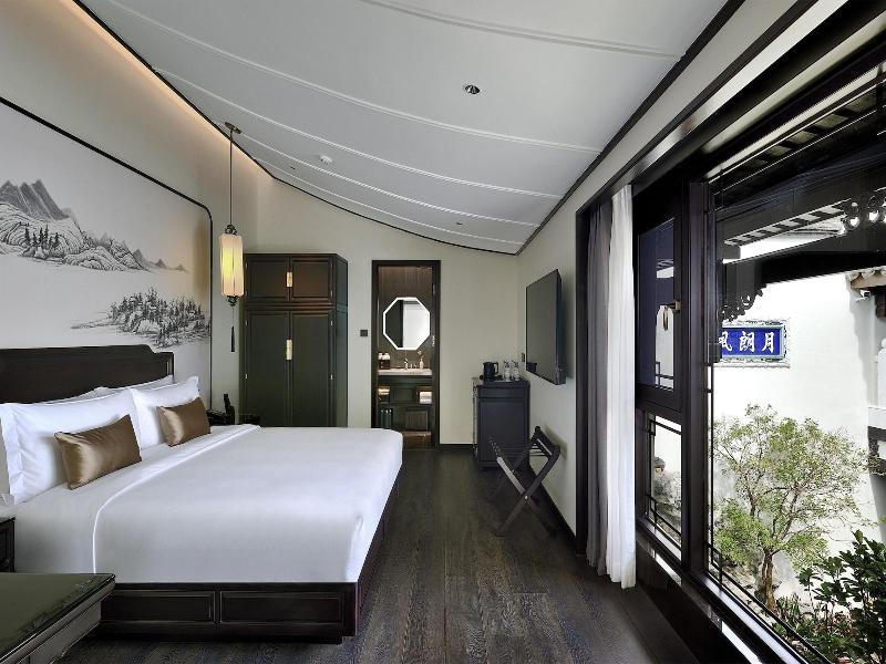 San Po Hotel image