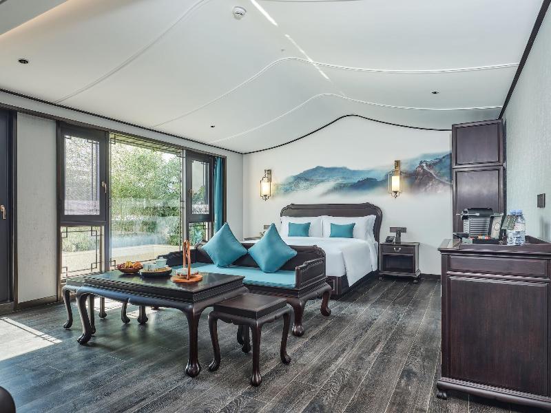 San Po Hotel image