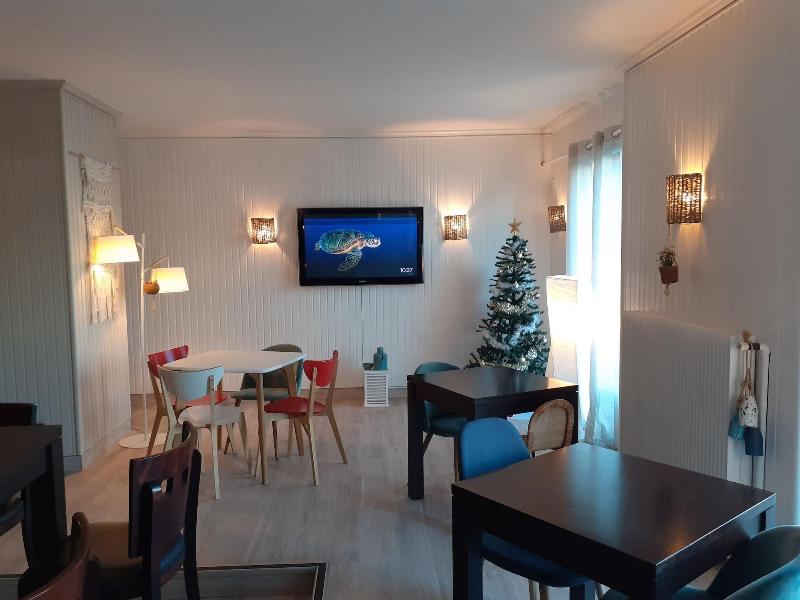 Fuzei Hotel image