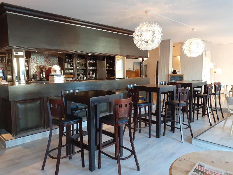 Fuzei Hotel image