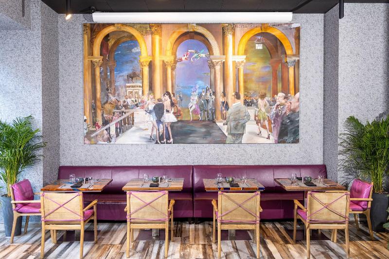 Theory Hotel image