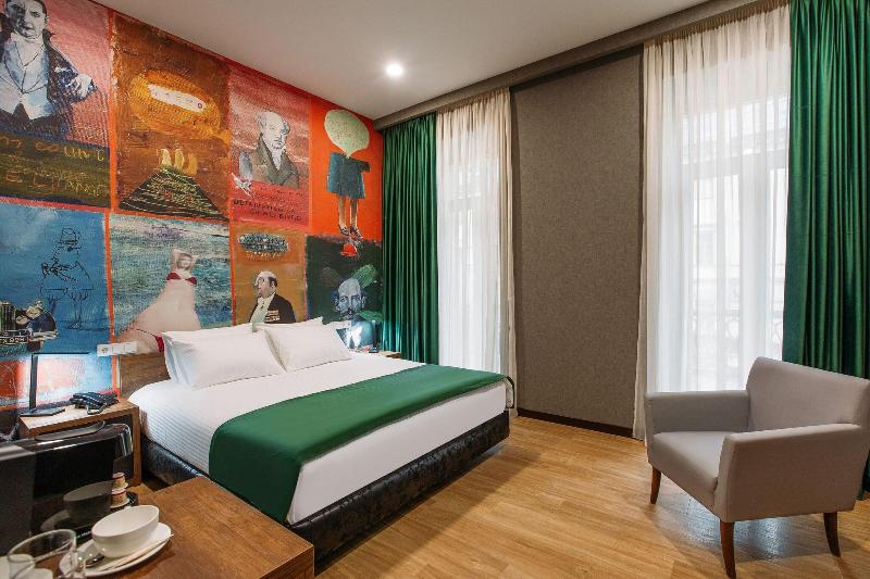 Theory Hotel image