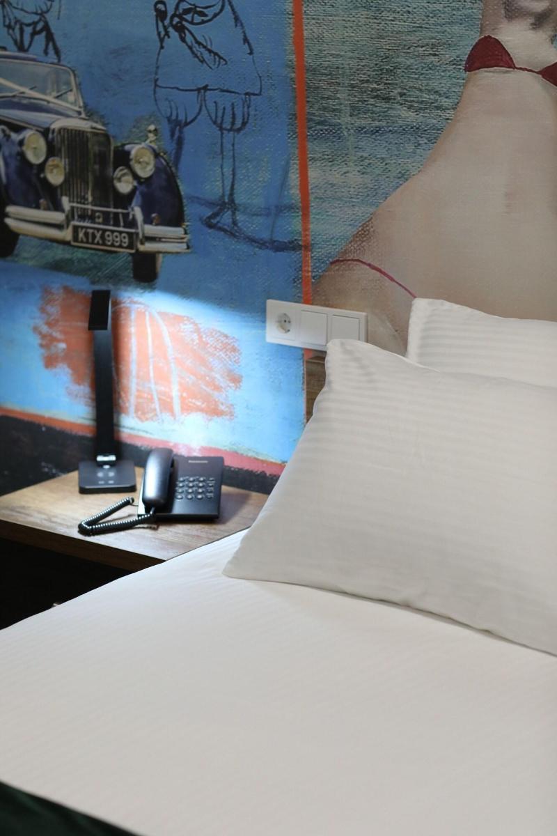 Theory Hotel image