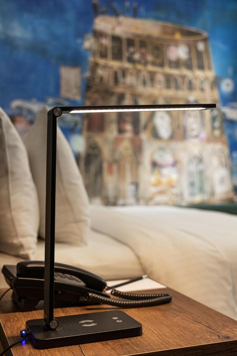 Theory Hotel image
