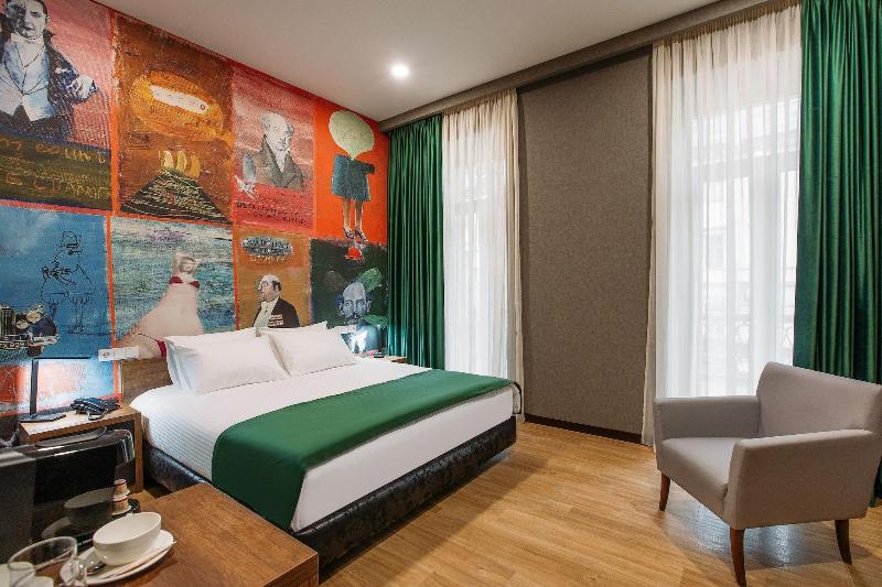 Theory Hotel image