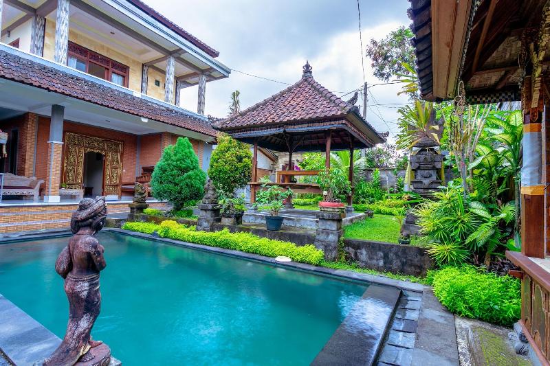 Rizky Guesthouse image