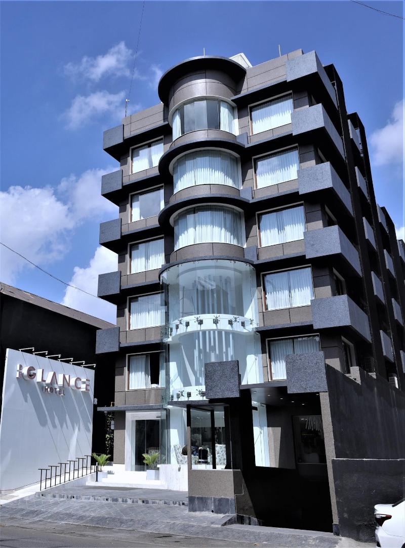 De Glance Hotel — general view
