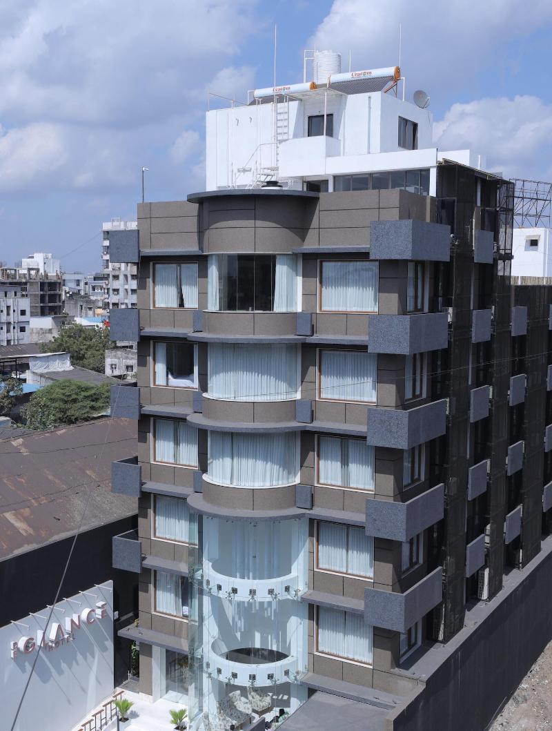 De Glance Hotel — general view